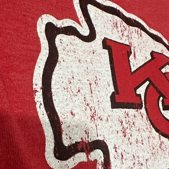 *last chance* Majestic Threads | Women’s Red Kansas City Chiefs T-Shirt - Picture 2 of 15